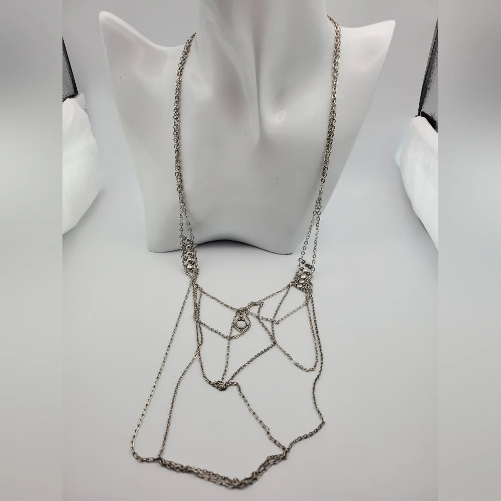 American‎ eagle Chainmail Moonstone webbed necklace N1501